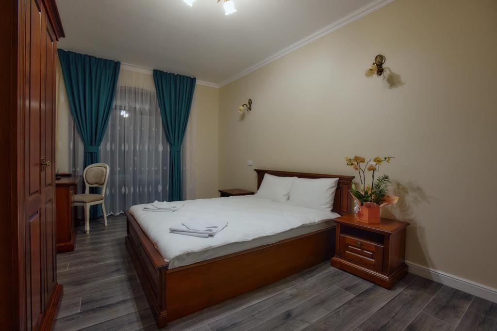 Hotel Imperium Botiz Dış mekan fotoğraf